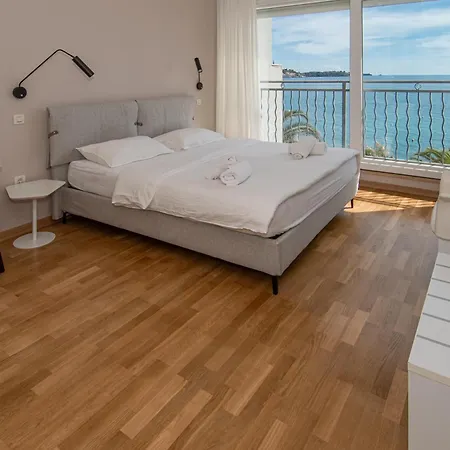 Blu Bed and Breakfast Ρόβινι